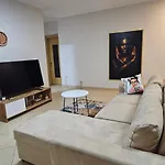 Bright Appartamento Tirana
